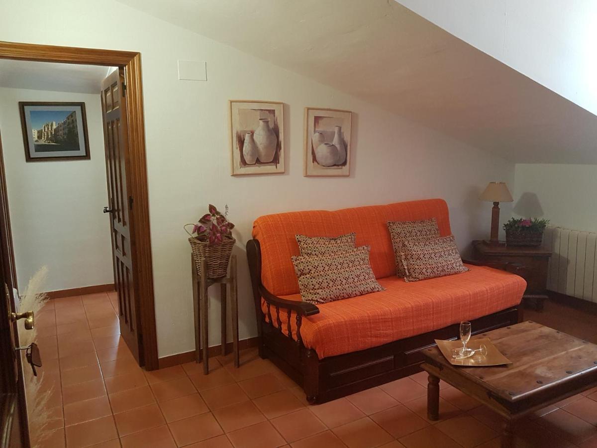 Apartamento 2 4/6 Pax Casa Rural El Sauce. A 2,5 Km De Cuenca Capital Nohales Luaran gambar
