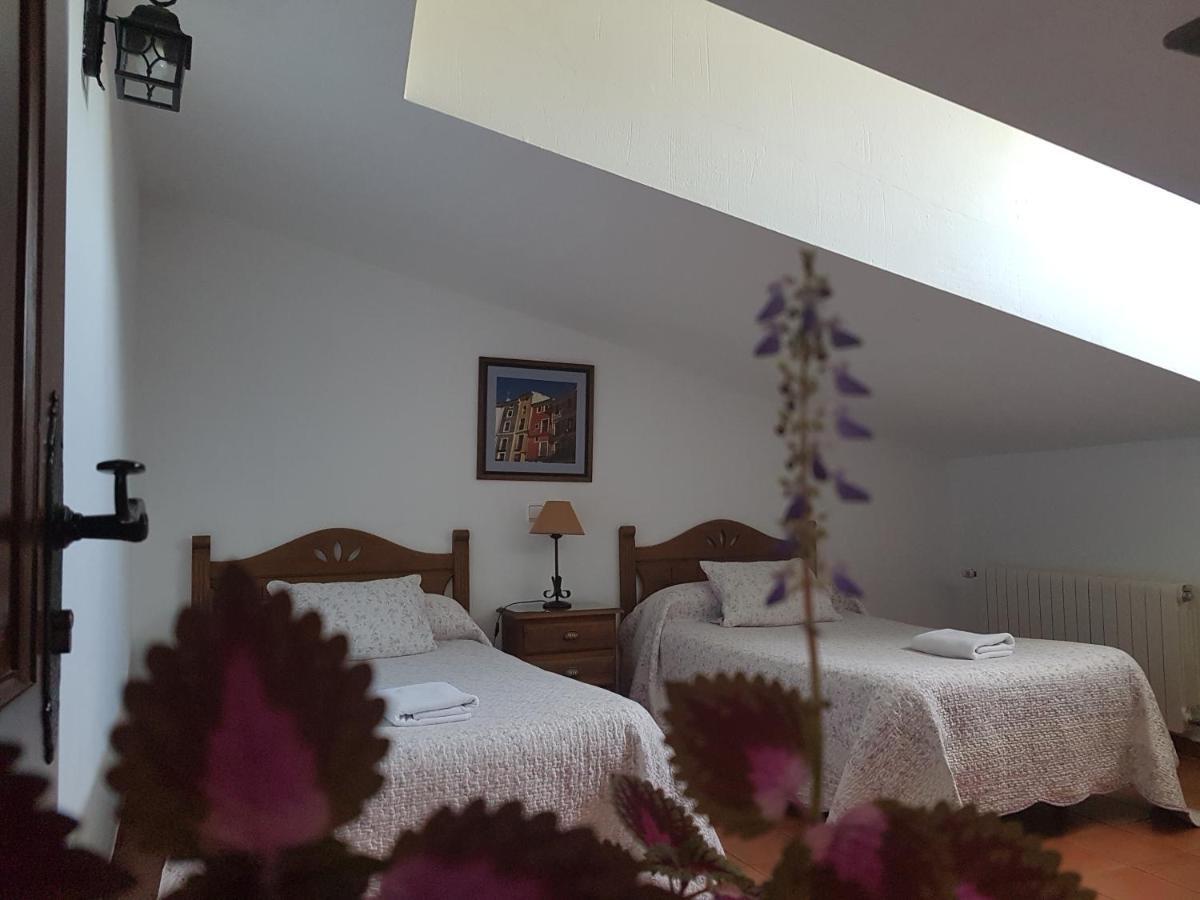 Apartamento 2 4/6 Pax Casa Rural El Sauce. A 2,5 Km De Cuenca Capital Nohales Luaran gambar